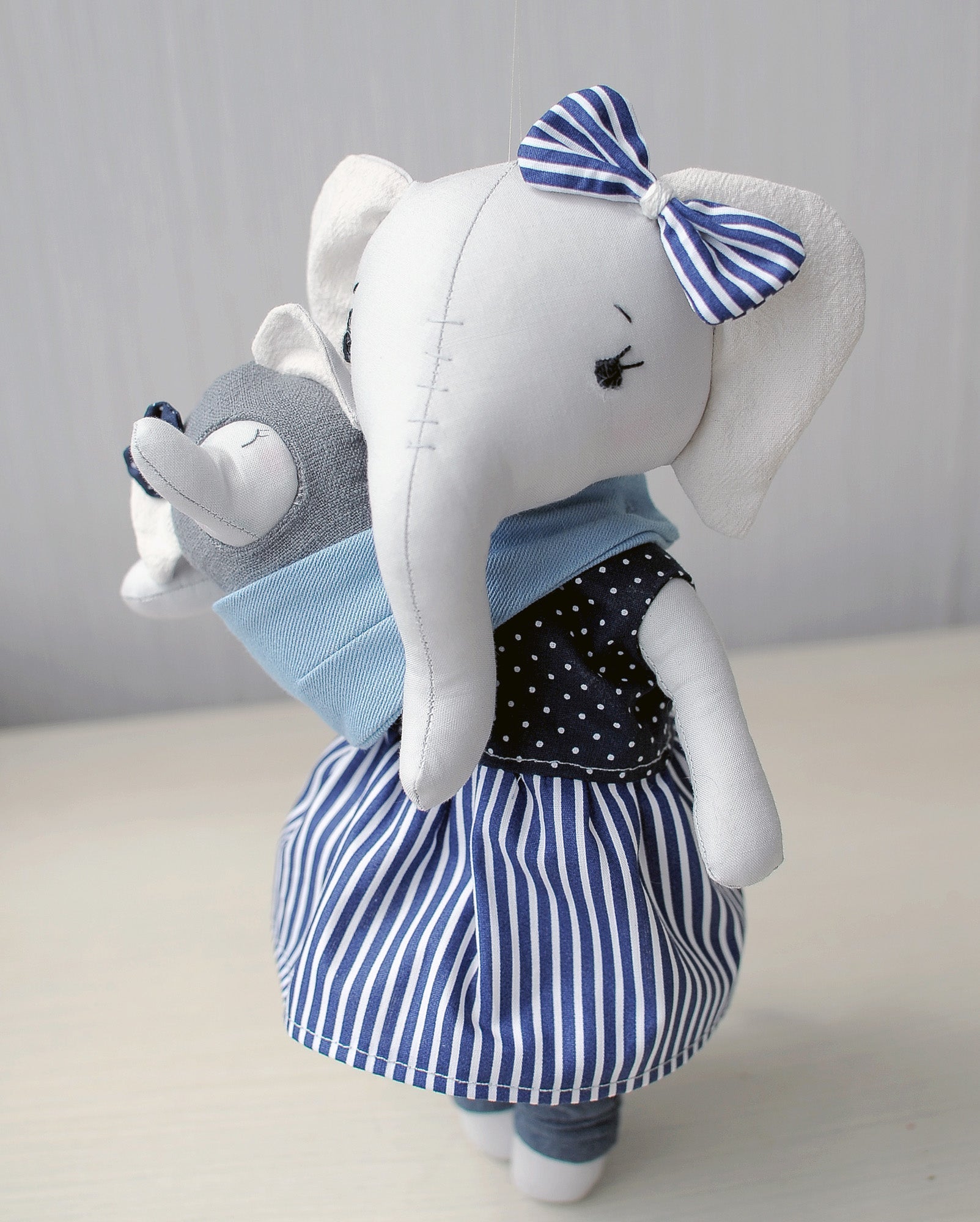 Mom and baby elephant doll