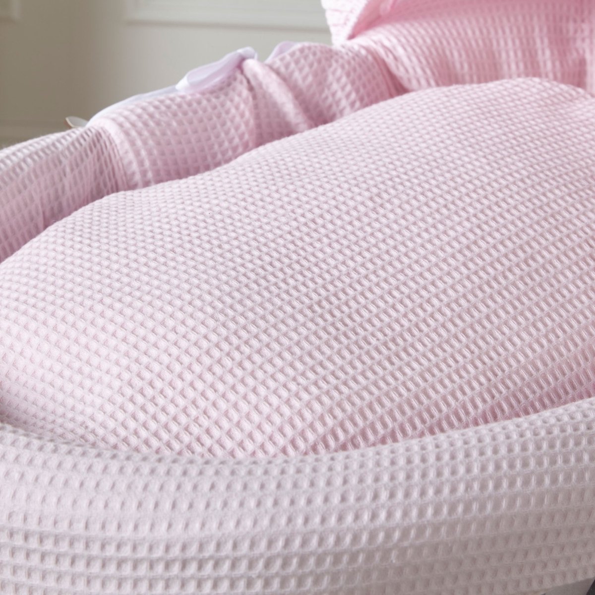 Pink Waffle Grey Wicker Baby Moses Basket With Stand-4